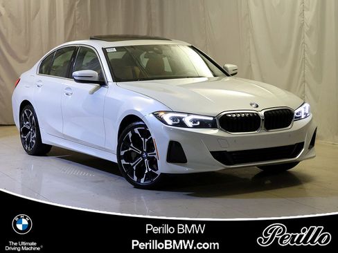 Certified 2025 BMW 330i xDrive Sedan AWD/4WD image 1
