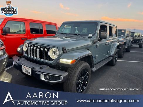 Used 2025 Jeep Wrangler Unlimited Sahara AWD/4WD image 1