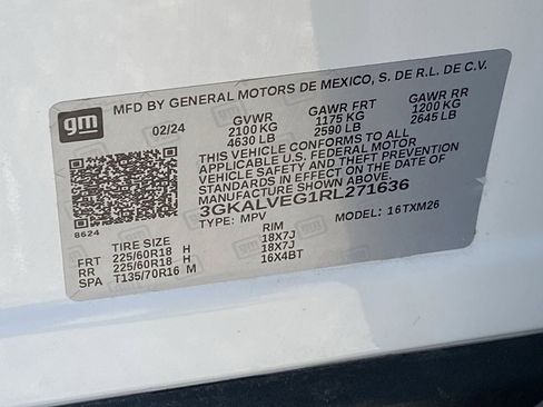 Used 2024 GMC Terrain SLT AWD/4WD image 34