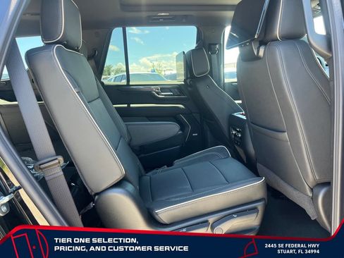 New 2026 GMC Yukon XL Denali w/ Denali Reserve Package AWD/4WD image 19