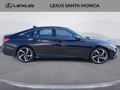 Used 2019 Honda Accord Sport image 4