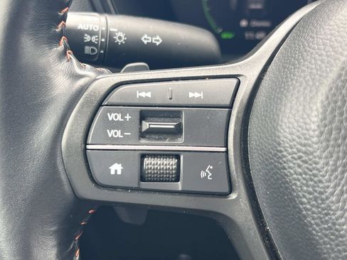 Certified 2025 Honda CR-V Sport-L image 9