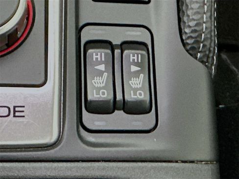 Used 2024 Subaru Forester Limited image 23