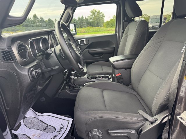 Used 2018 Jeep Wrangler Unlimited Sport S AWD/4WD image 21