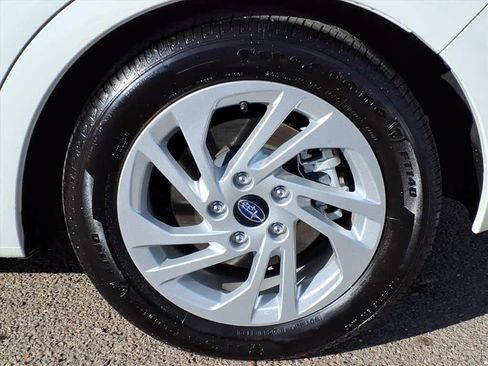 Used 2025 Subaru Impreza 2.0i image 8