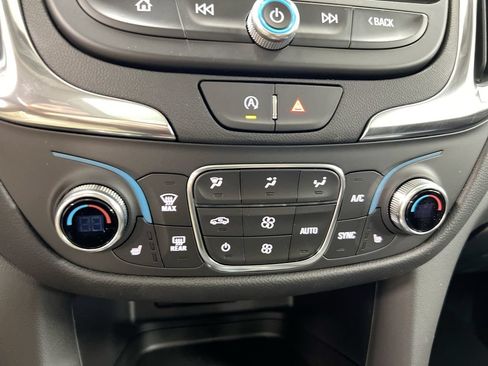 Used 2024 Chevrolet Equinox LT FWD image 15