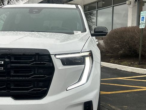 New 2026 GMC Acadia Elevation w/ Black Edition AWD/4WD image 12