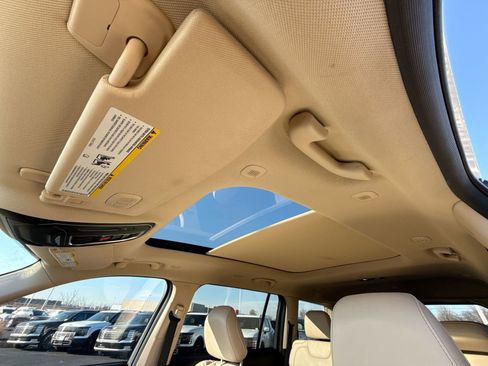 Used 2022 Jeep Grand Cherokee L Limited image 22