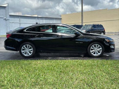 Used 2025 Chevrolet Malibu LT image 8