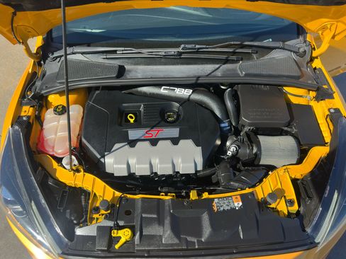 Used 2016 Ford Focus ST w/ Equipment Group 401A image 51