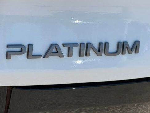 New 2026 Nissan Murano Platinum w/ Cargo Package AWD/4WD image 2