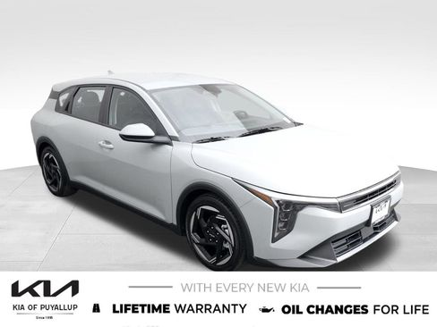 New 2026 Kia K4 EX FWD image 3