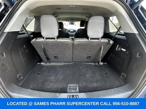 Used 2023 Ford Explorer XLT w/ Equipment Group 202A RWD image 29