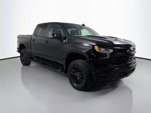 Used 2023 Chevrolet Silverado 1500 LT Trail Boss w/ Protection Package AWD/4WD image 3