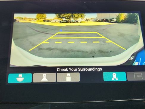 Certified 2022 Honda Pilot Touring image 17