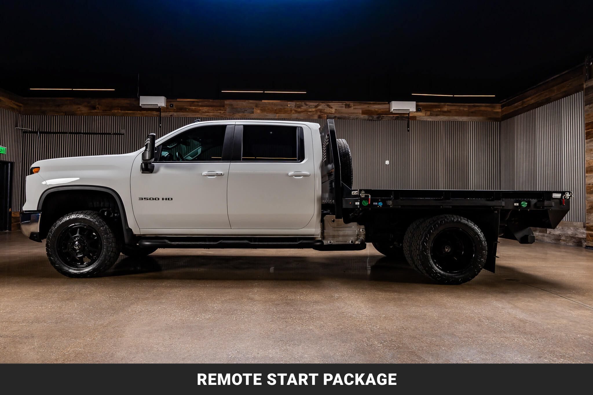 Used 2025 Chevrolet Silverado 3500 LT w/ Convenience Package AWD/4WD image 6