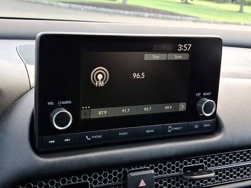 Used 2024 Honda HR-V Sport image 17