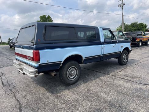 Used 1987 Ford F250 4x4 Regular Cab image 4