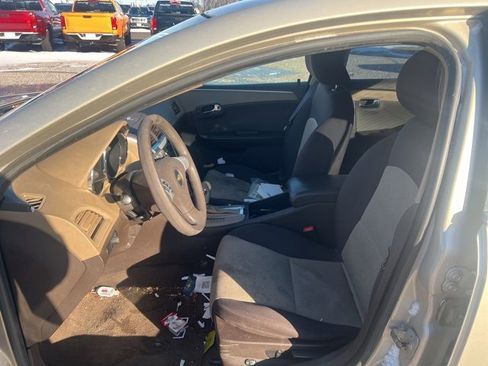 Used 2010 Chevrolet Malibu LS image 8