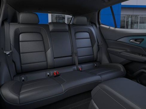 New 2026 Chevrolet Equinox EV LT FWD image 17