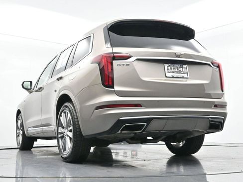 Used 2022 Cadillac XT6 Premium Luxury image 56