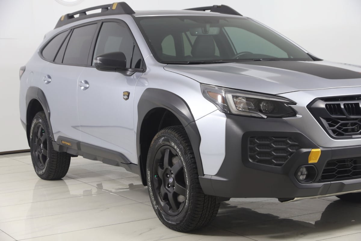 Used 2025 Subaru Outback Wilderness AWD/4WD image 35