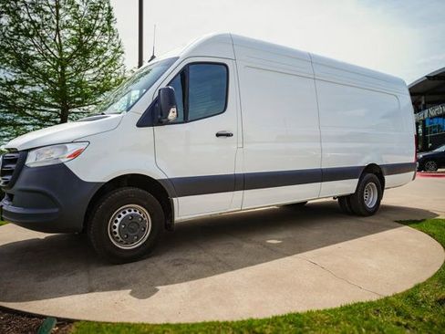 Certified 2024 Mercedes-Benz Sprinter 3500 image 4