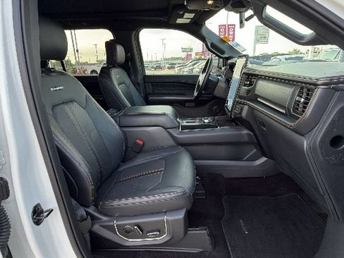 Used 2023 Ford Expedition Max Platinum RWD image 31