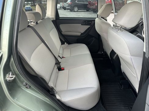 Used 2016 Subaru Forester 2.5i w/ Alloy Wheel Package image 18