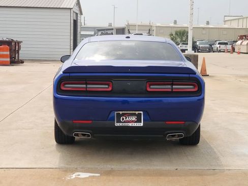 Used 2020 Dodge Challenger GT w/ Driver Convenience Group RWD image 6