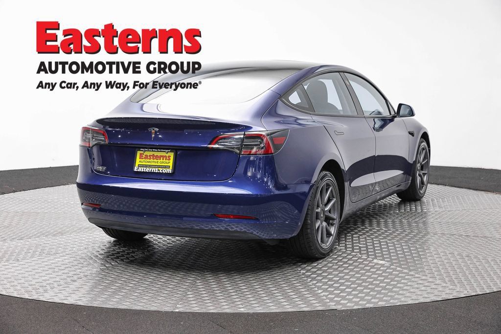 Used 2023 Tesla Model 3 Standard Range RWD image 7