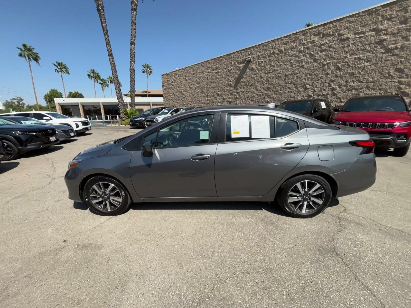 Used 2025 Nissan Versa SV FWD image 8