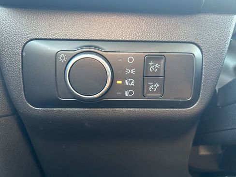 Used 2025 Ford Escape ST-Line AWD/4WD image 19