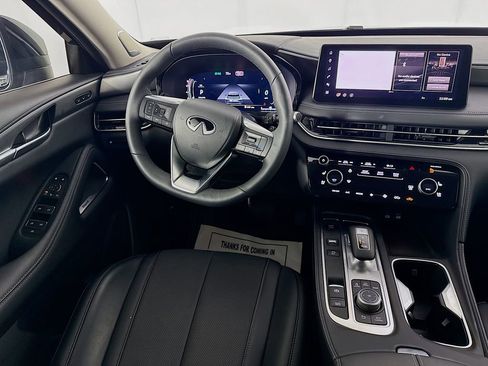 Certified 2026 INFINITI QX60 Luxe w/ Family Package image 29