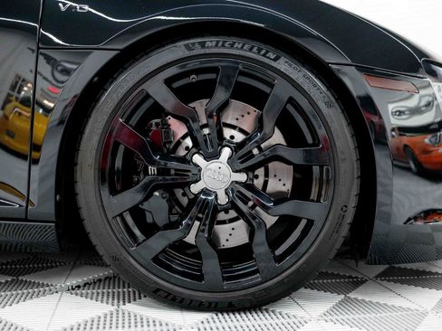 Used 2011 Audi R8 V10 AWD/4WD image 26
