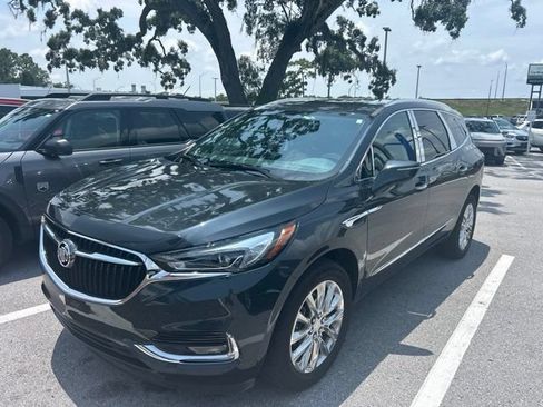 Certified 2019 Buick Enclave Essence FWD image 2