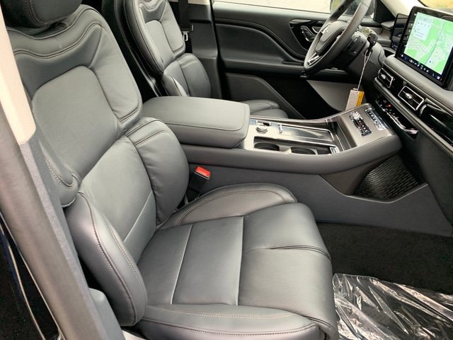 New 2026 Lincoln Aviator Reserve AWD/4WD image 11
