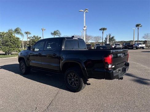 Used 2023 Toyota Tacoma SR5 w/ Technology Package image 6