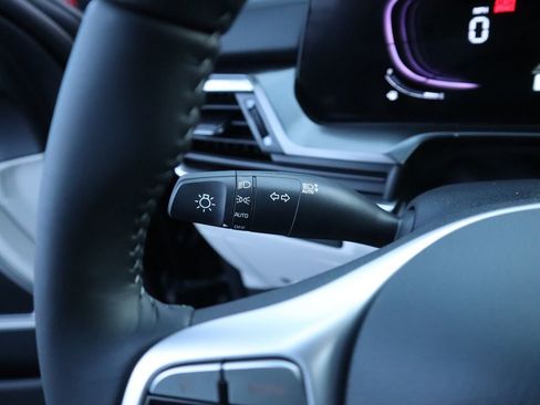 New 2025 Kia Telluride S image 32