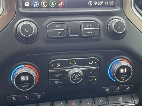 Used 2020 Chevrolet Silverado 1500 High Country w/ Technology Package image 19