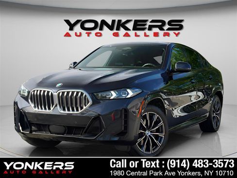 Used 2024 BMW X6 xDrive40i w/ Premium Package image 2