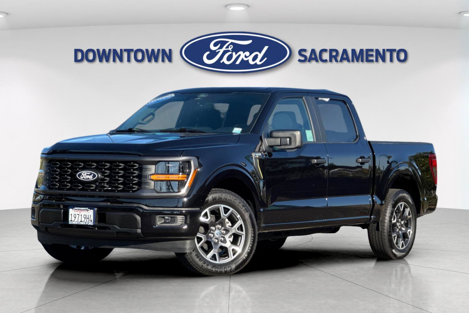 Used 2024 Ford F150 STX RWD image 2