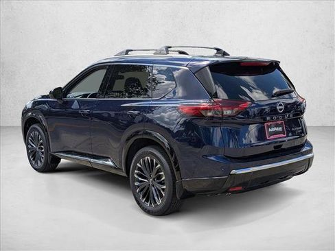 New 2026 Nissan Rogue Platinum image 9