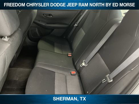 Used 2024 Nissan Sentra SV image 8