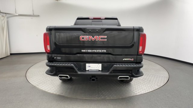 Used 2022 GMC Sierra 1500 AT4 w/ AT4 Premium Package AWD/4WD image 3