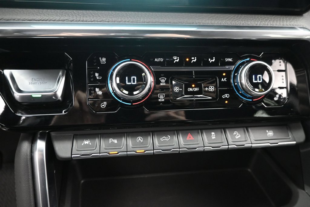 Used 2024 GMC Sierra 1500 Denali AWD/4WD image 20