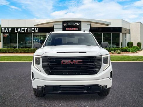 New 2026 GMC Sierra 1500 Elevation image 9