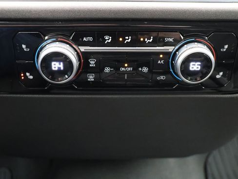 Used 2024 GMC Sierra 1500 Elevation AWD/4WD image 26