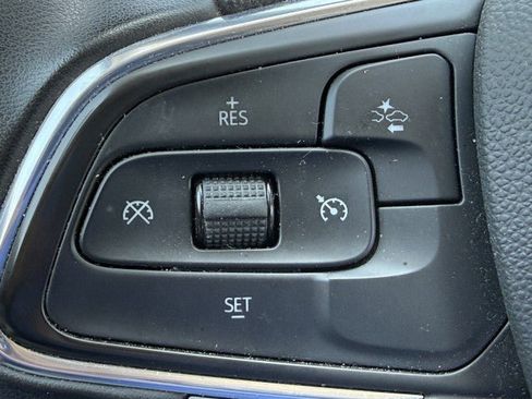 Used 2024 Buick Encore GX Sport Touring FWD image 23