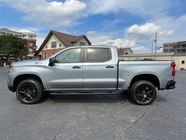 Used 2024 Chevrolet Silverado 1500 LT Trail Boss w/ Protection Package AWD/4WD image 4